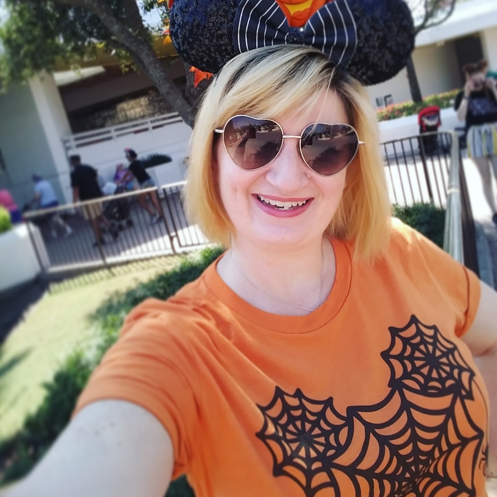 Mickey Spiderweb Halloween tee